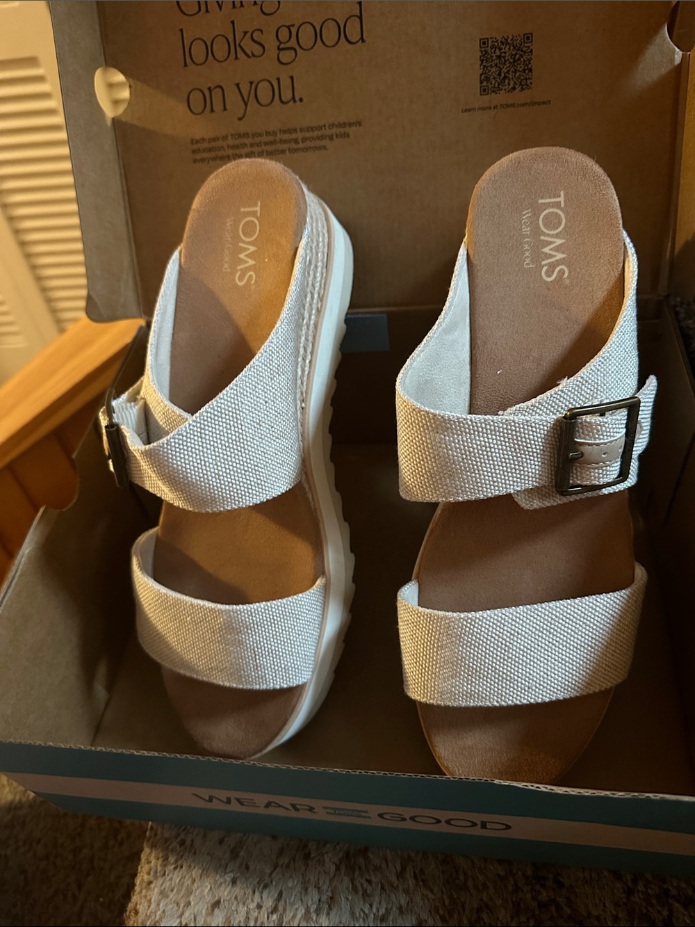 TOMS Diana Mule Buckle in Natural Yarn Dye (White/Cream)